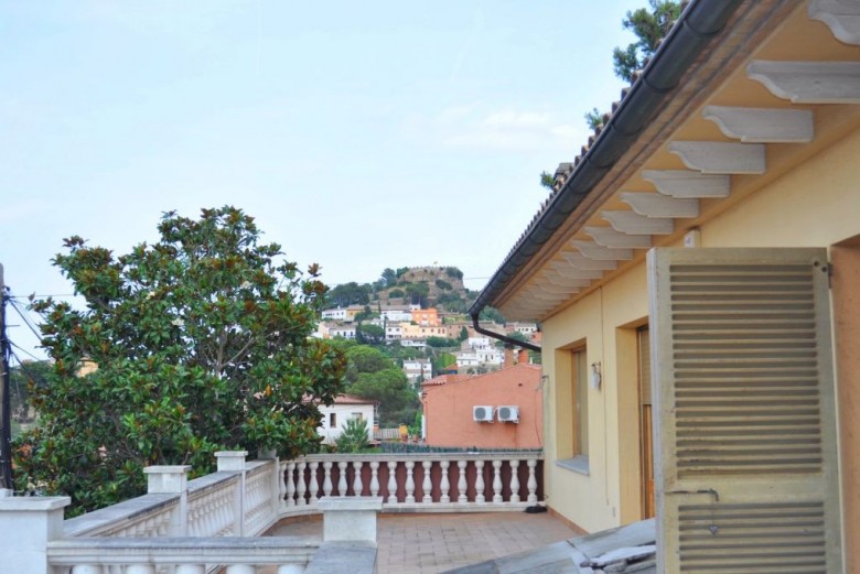 Casa unifamiliar amb jardí i jacuzzi en venda a Sa Fontansa Begur