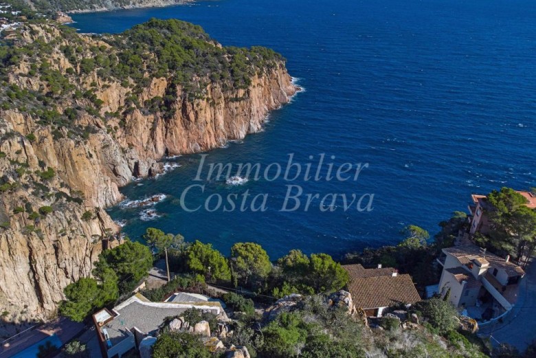 Project of a new construction villa with fantastic sea views for sale in Begur Aigua Blava