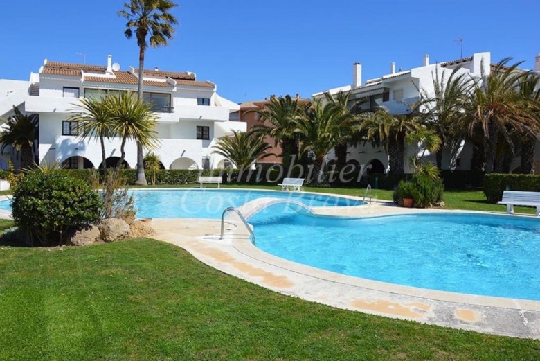 Totally refurbished ground floor apartment with private garden and shared pool  for sale in Pals beach