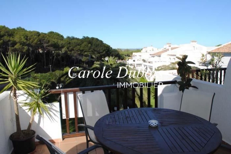Agréable duplex avec piscine à vendre à Playa de Pals