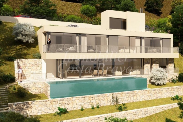 Exclusive building project of a villa for sale with direct access to the sea,  located front line in Begur, La Borna