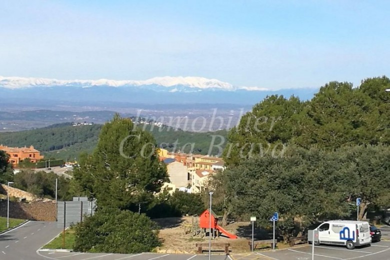 Building plots with vires to the Pyrenees for sale in  Begur