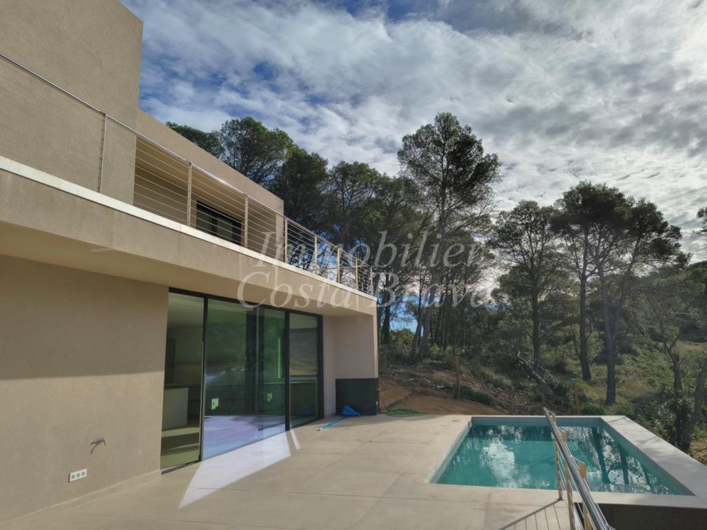 Villa for sale in Begur