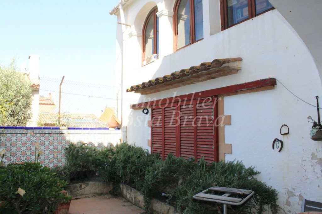 Maison à vendre à Begur