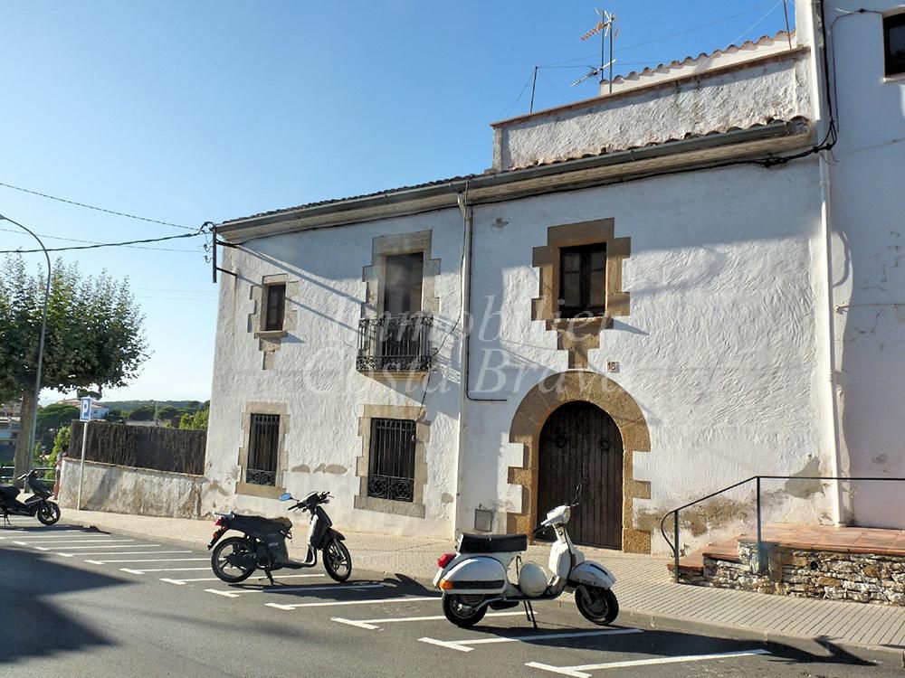 Masia en venda a Begur
