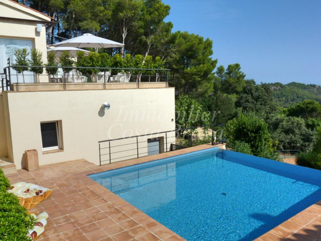 Villa for sale in Begur
