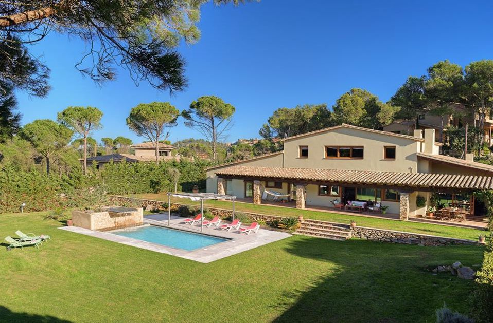18+ Modernas Casas Bonitas Con Piscina Y Jardin PNG