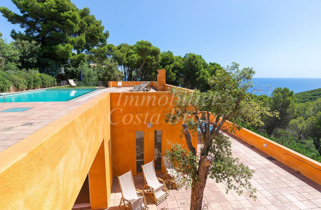 Chalet en venta en Begur