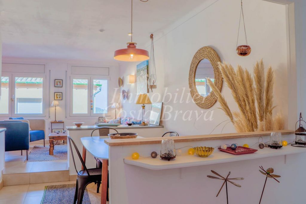 Apartamento de 95 m² con vistas en venta en Begur | Carole Dubois