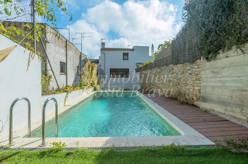 Maison à vendre à Begur