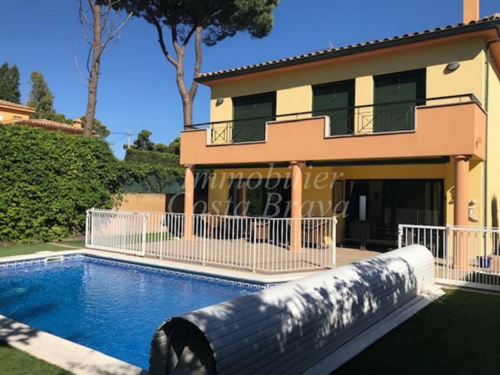 House for sale in La Pineda, Pals