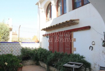Maison à vendre à Begur