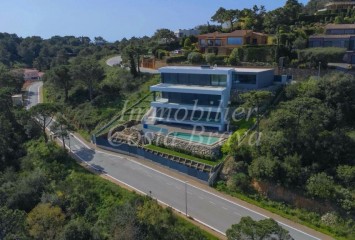Villa for sale in Begur