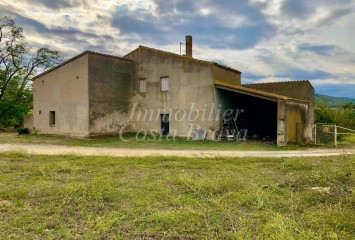 Farm house for sale in Regencos, Begur